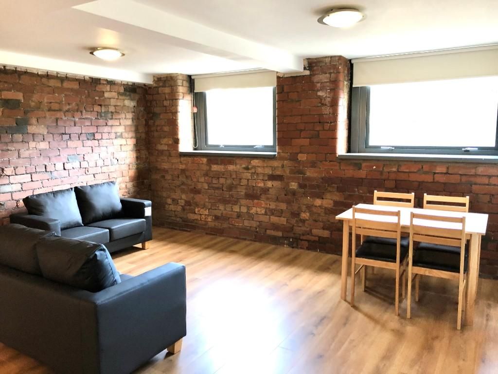 Additional image 2 of 4 bed flat to rentWhingate, Leeds LS12
