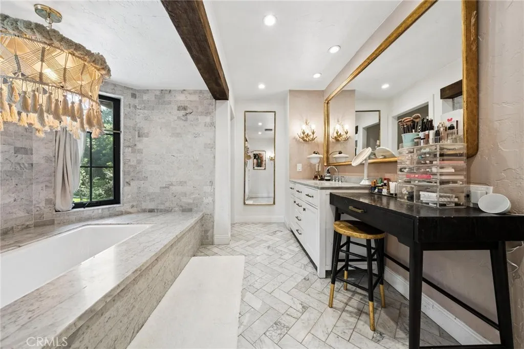 Additional image 39 of 15656 Iron Canyon Rd, Canyon Country, CA 91387