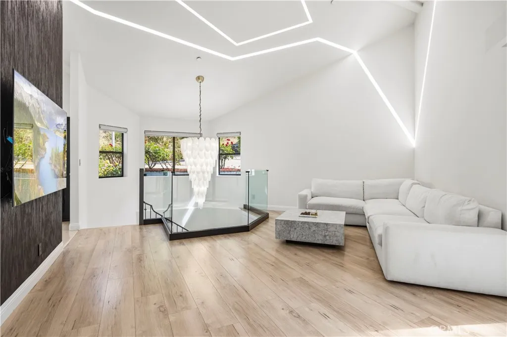 Additional image 19 of 1864 Arvin Dr., Glendale, CA 91208