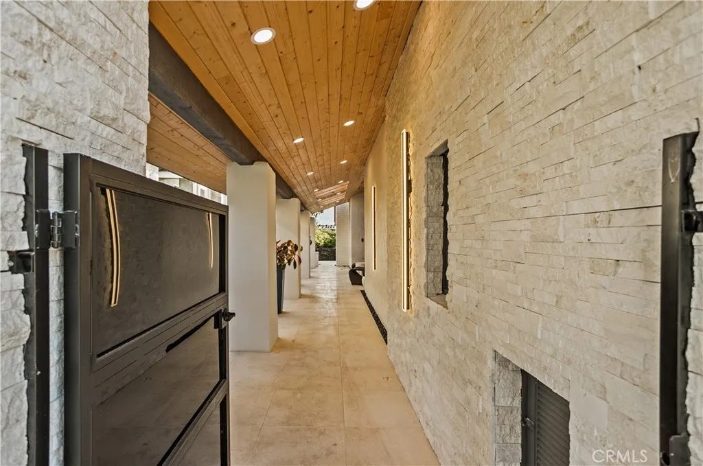 Additional image 29 of 10 White Water Drive, Corona Del Mar, CA 92625