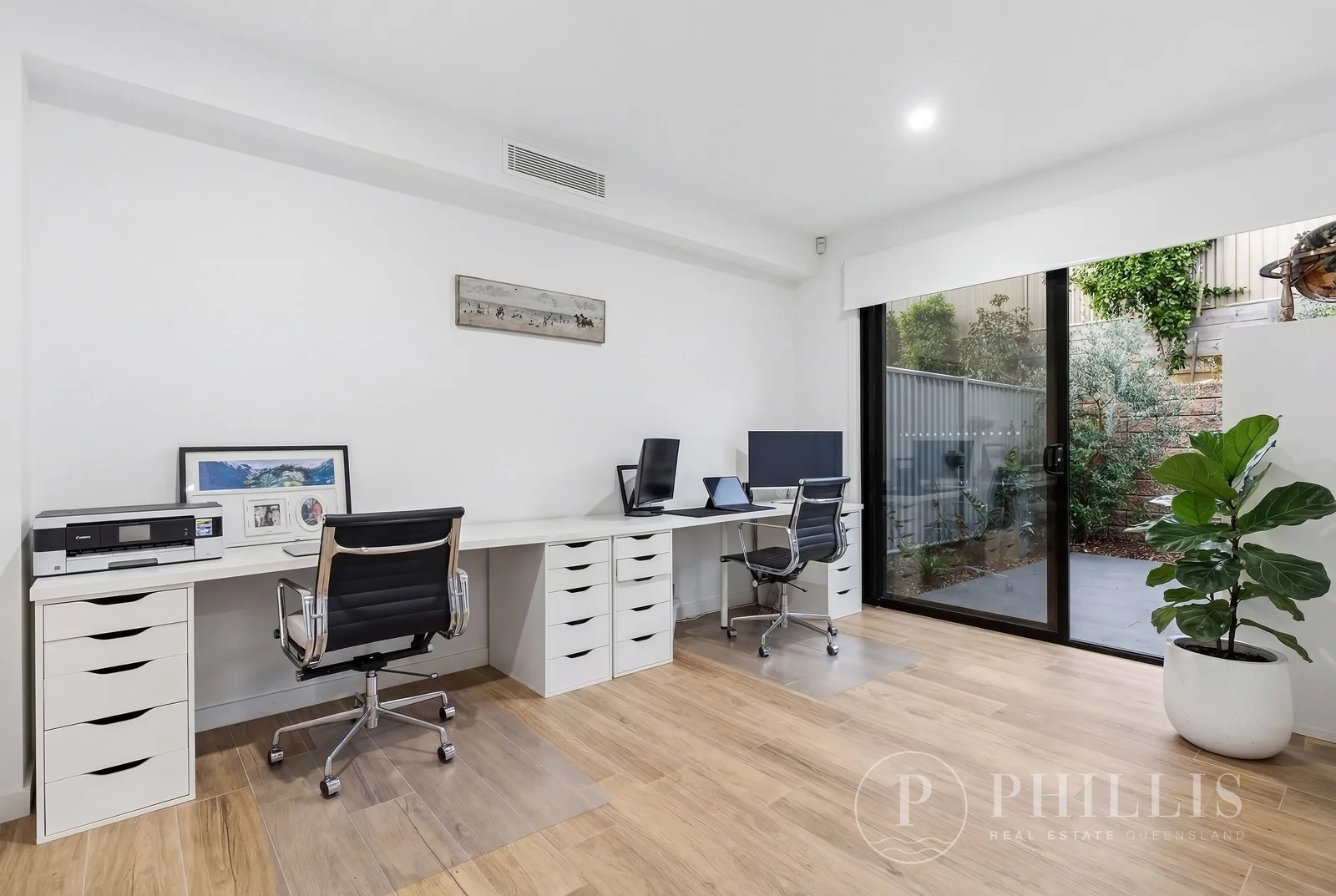 Additional image 21 of 2/8 Thelma Avenue, Biggera Waters QLD 4216