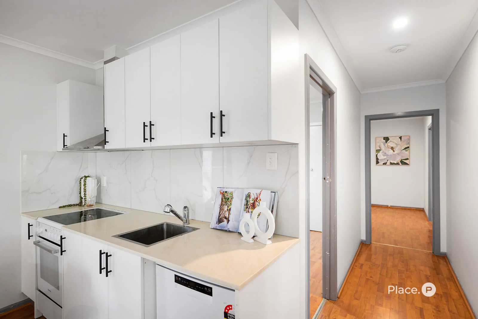 Additional image 14 of 38 Mansted Street, Holland Park West QLD 4121
