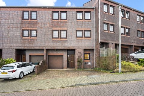 83 Orchard Brae Avenue, Craigleith, Edinburgh EH4