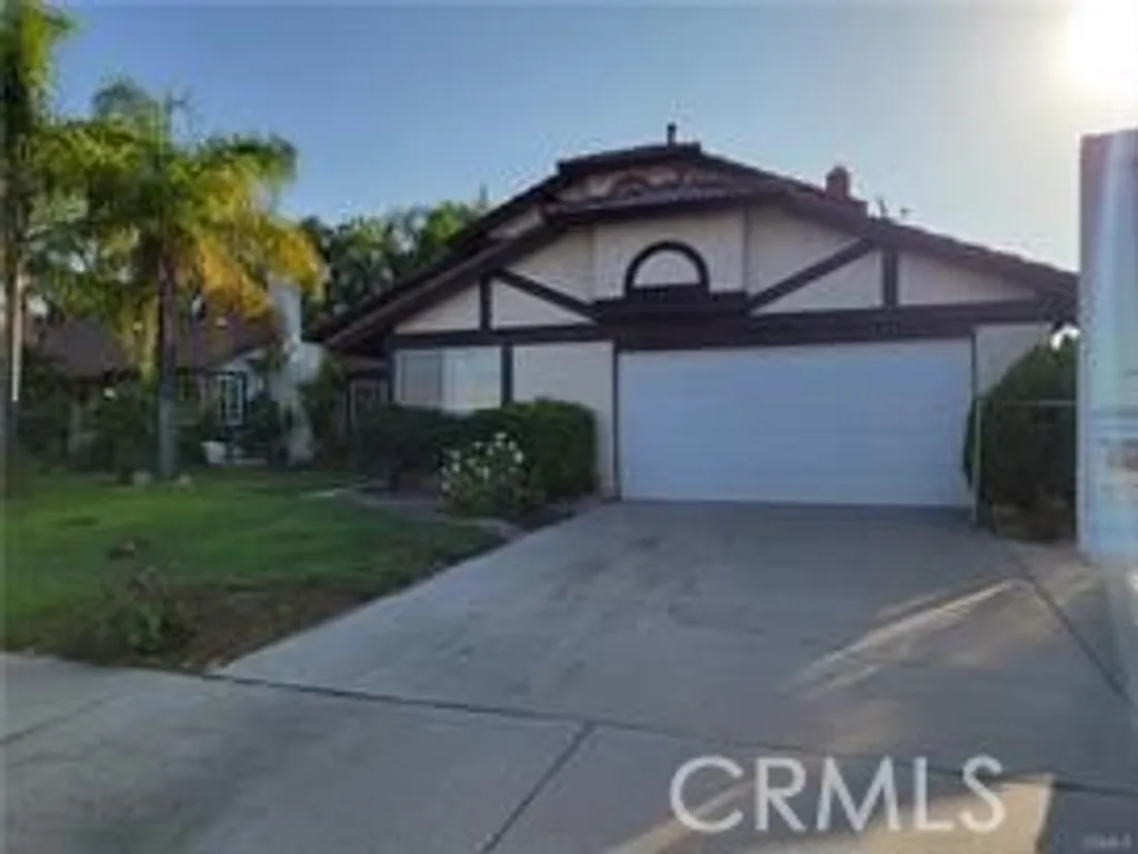 169 S Lamarr St, Rialto, CA 92376