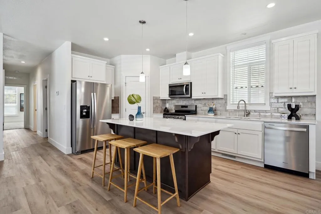 Additional image 3 of 444 El Camino Real Unit 2, Encinitas, CA 92024