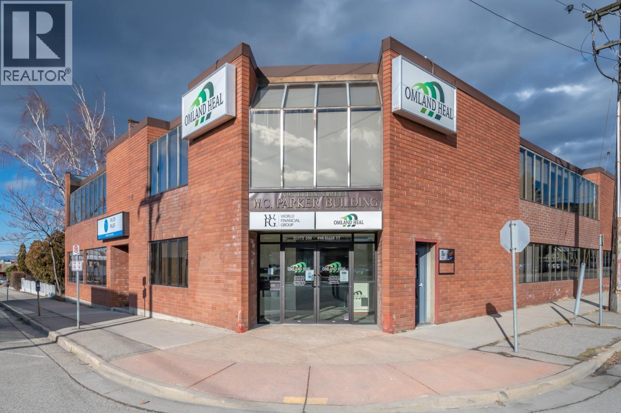 498 Ellis Street, Penticton, BC, V2A4M2