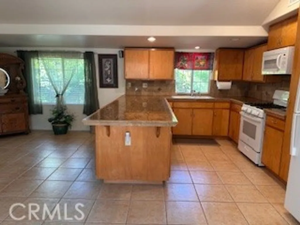 Additional image 48 of 785 Miles Ave, Santa Maria, CA 93455