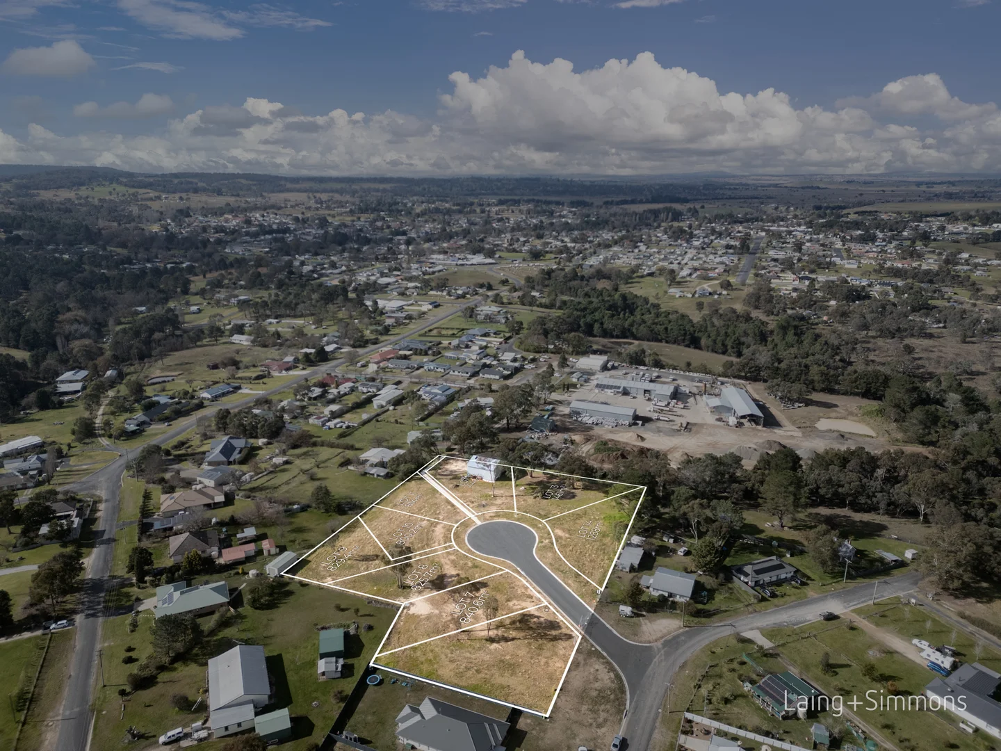 Additional image 2 of 12 Schofield Close, Uralla NSW 2358