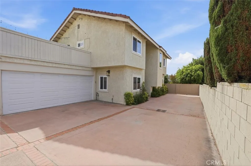 Additional image 58 of 2220 Clark Ln #B, Redondo Beach, CA 90278