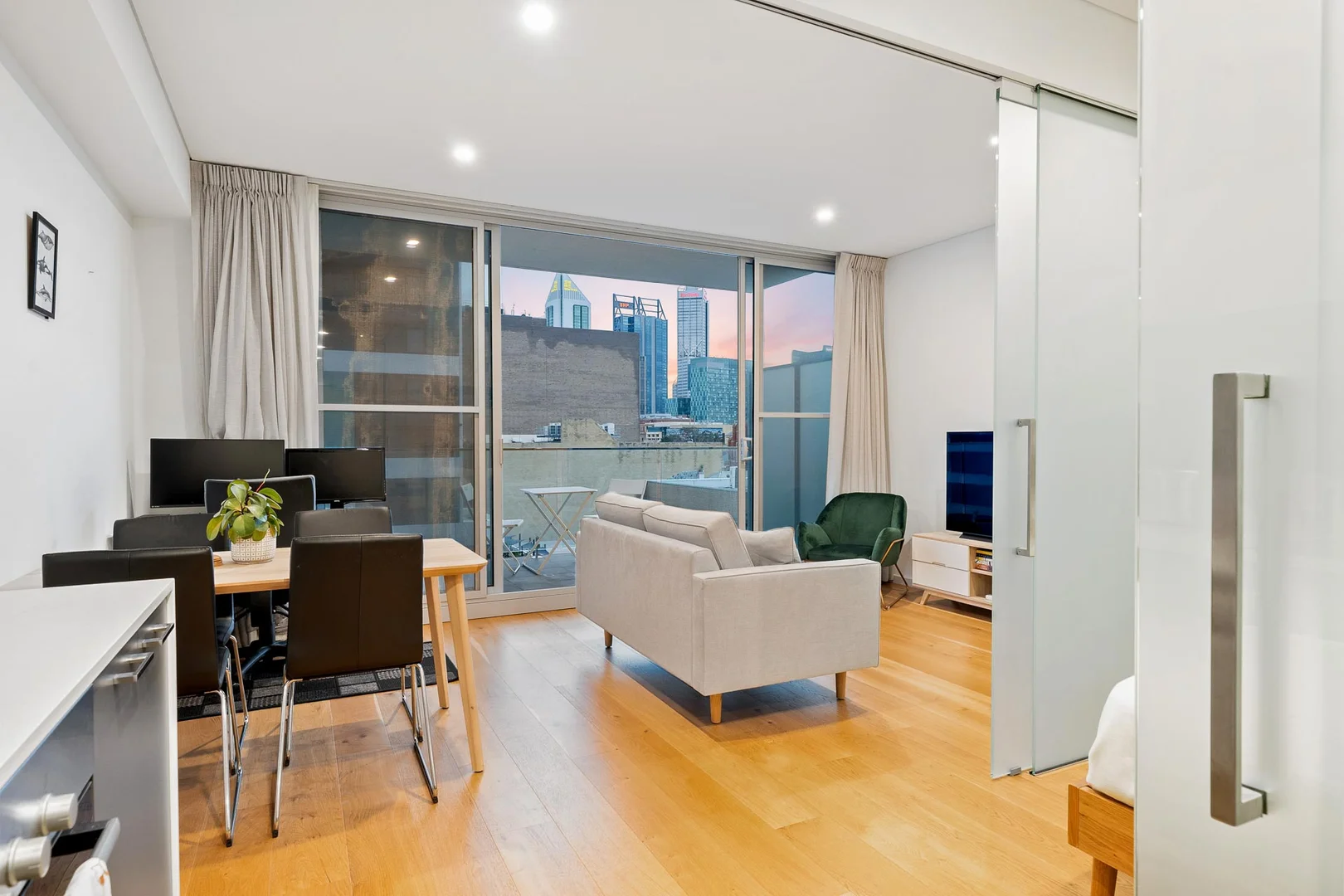 Additional image 3 of 609/105 Stirling Street, Perth WA 6000