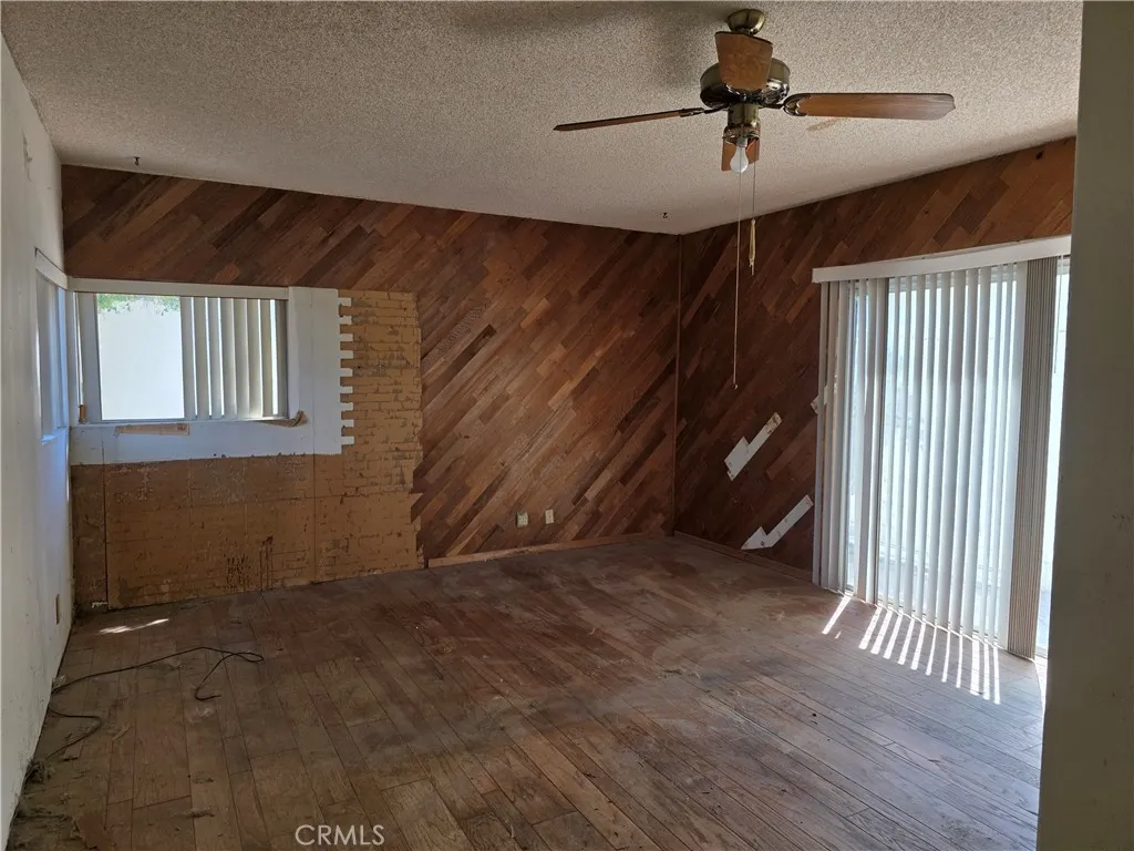 Additional image 29 of 7446 Dempsey Ave, Lake Balboa, CA 91406