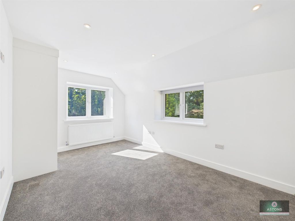 Additional image 9 of 2 bed flat to rentOld Hollow, Worth, Crawley RH10