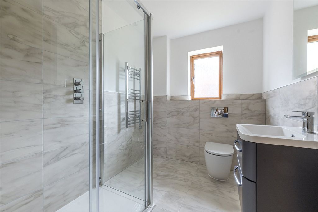Additional image 7 of 4 bed detached house to rentRolling Fields View, Heathfield, East Sussex TN21
