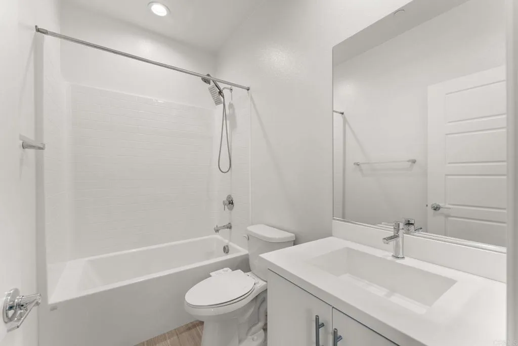 Additional image 55 of 2137 Stellar Way Unit 3, Chula Vista, CA 91915