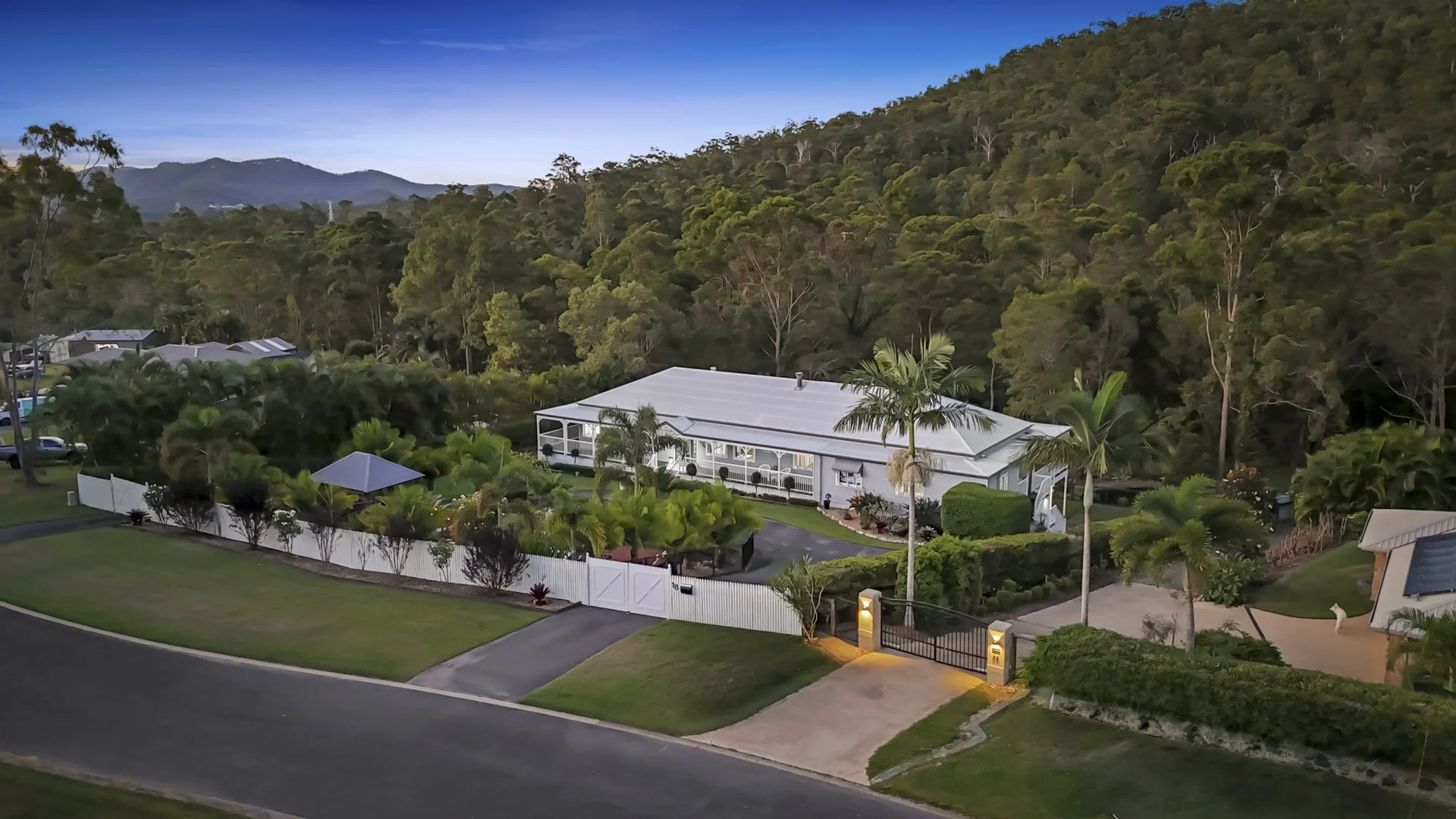 18 Mulwala Street, Maudsland QLD 4210