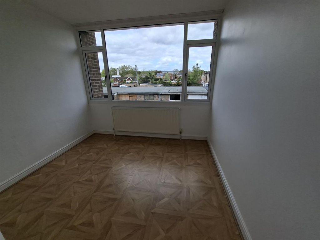 Additional image 20 of 5 bed terraced house to rentBramall Court, Peterborough PE3