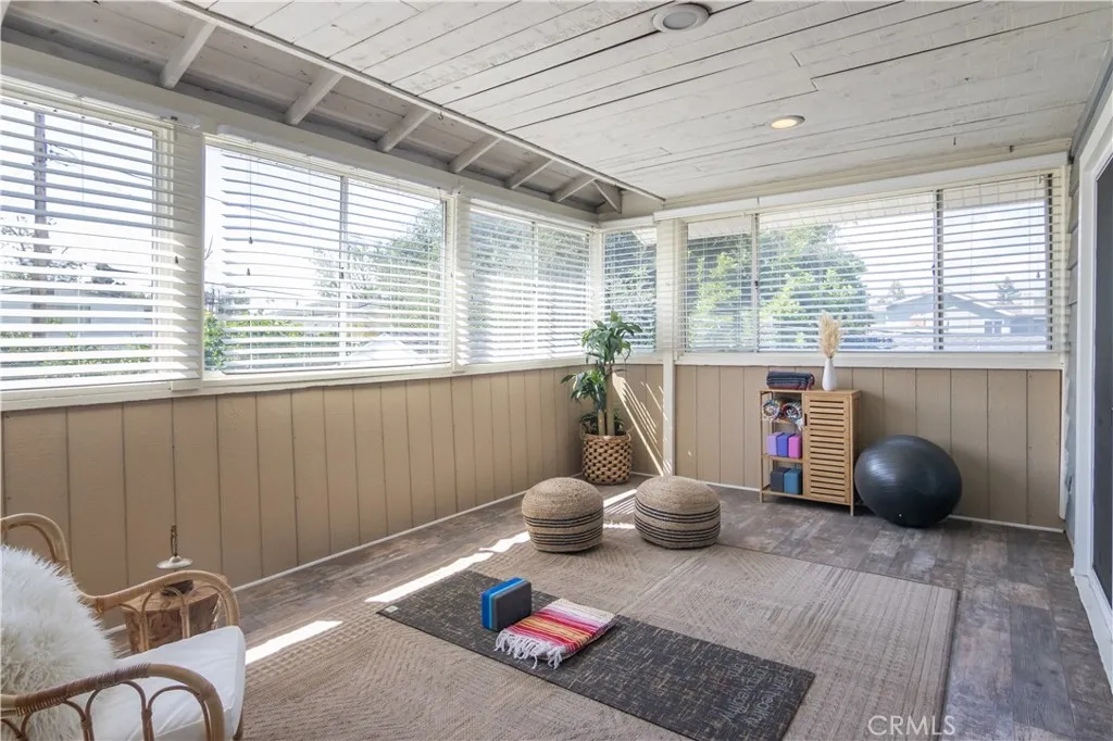 Additional image 66 of 437 S Sparks St, Burbank, CA 91506