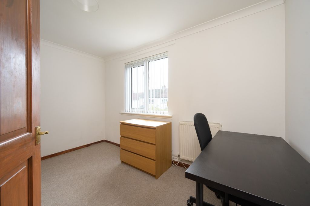 Additional image 6 of 2 bed flat to rentGracemount Avenue, Gracemount, Edinburgh EH16