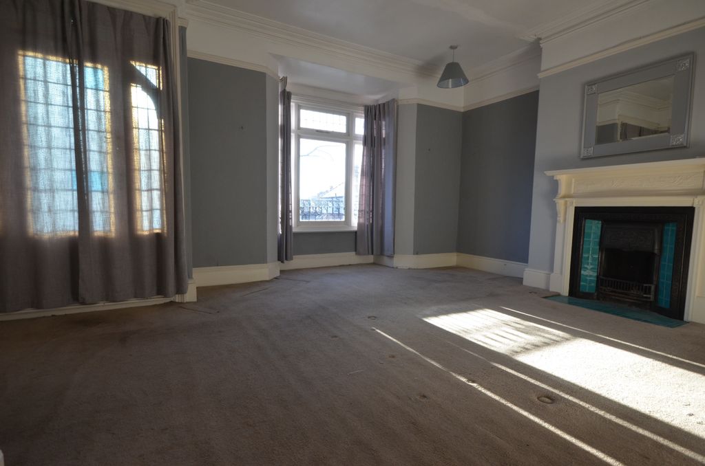 Additional image 12 of 4 bed town house to rentAbbey Road, Grimsby DN32
