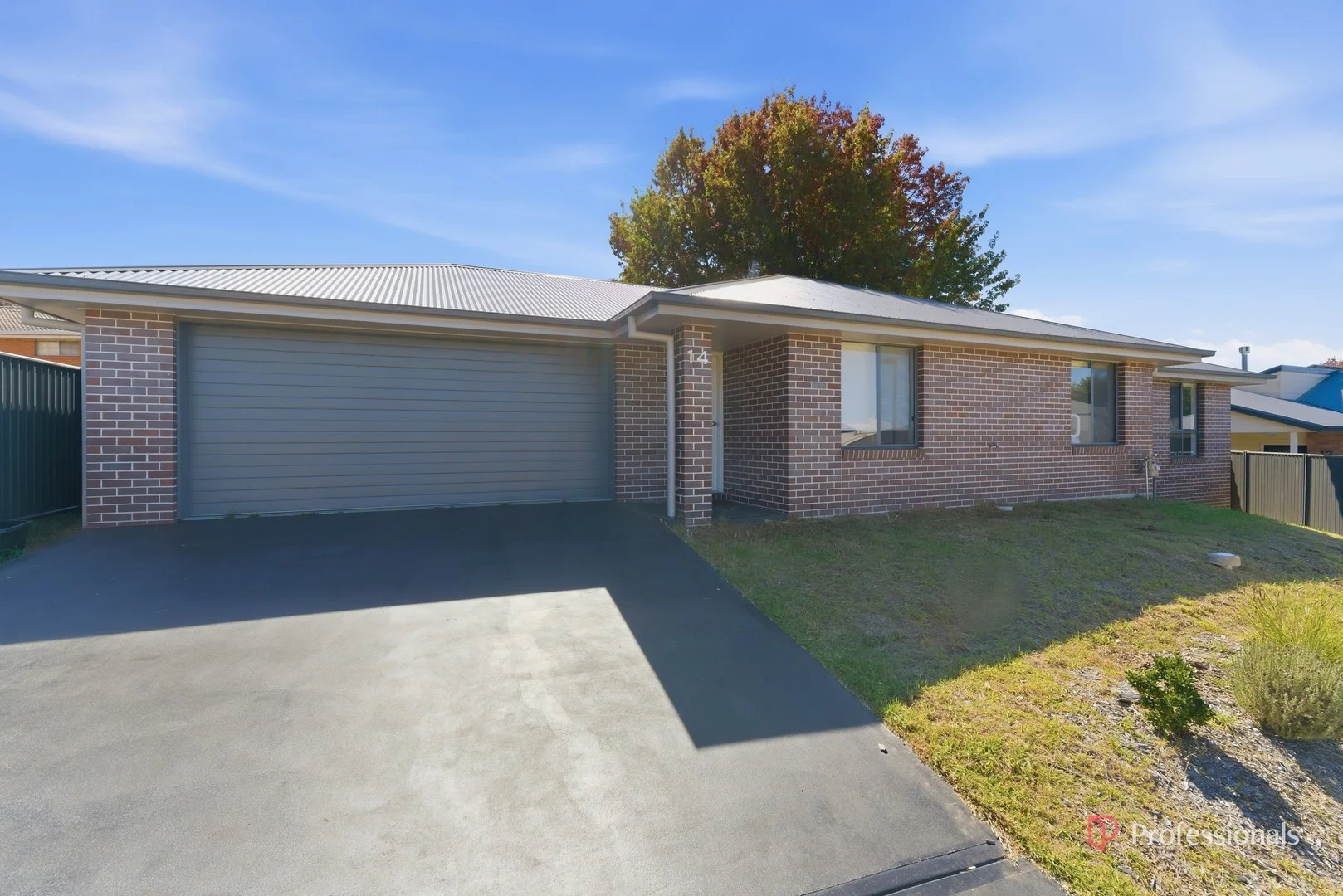 14/22 Freeman Crescent, Armidale NSW 2350