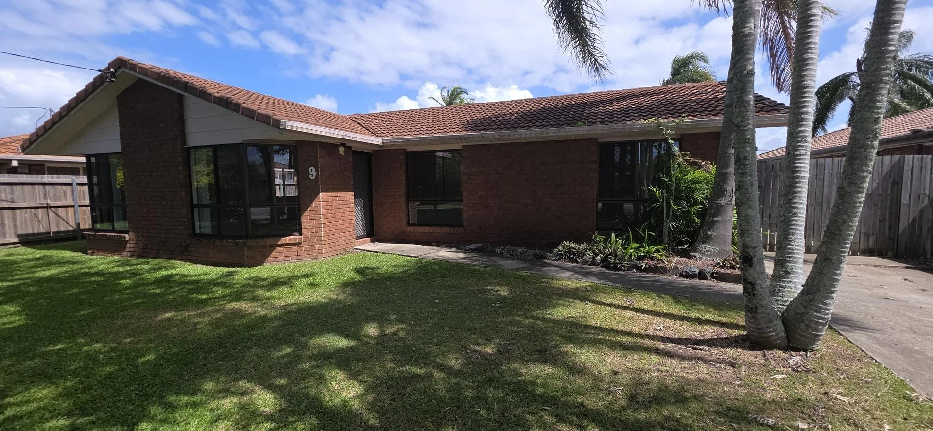 9 Solomon Court, Kippa-Ring QLD 4021