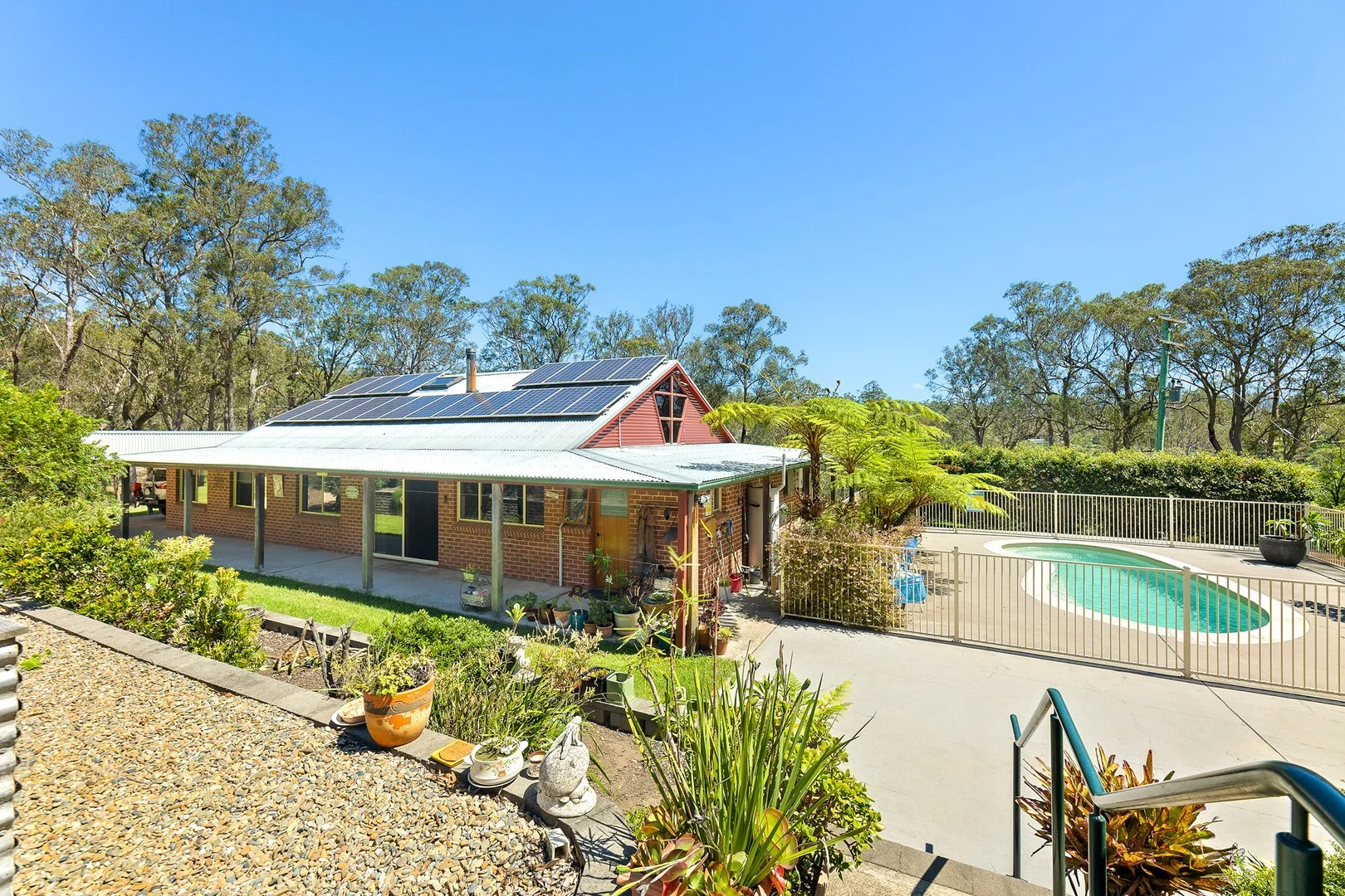 63 Yarragee Road, Moruya NSW 2537