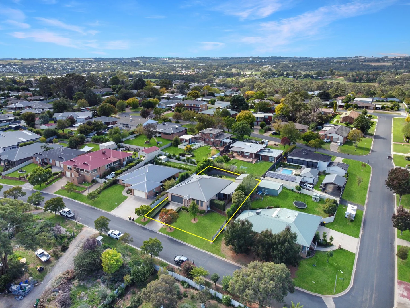 Additional image 29 of 2 Bailes Crescent, Young NSW 2594