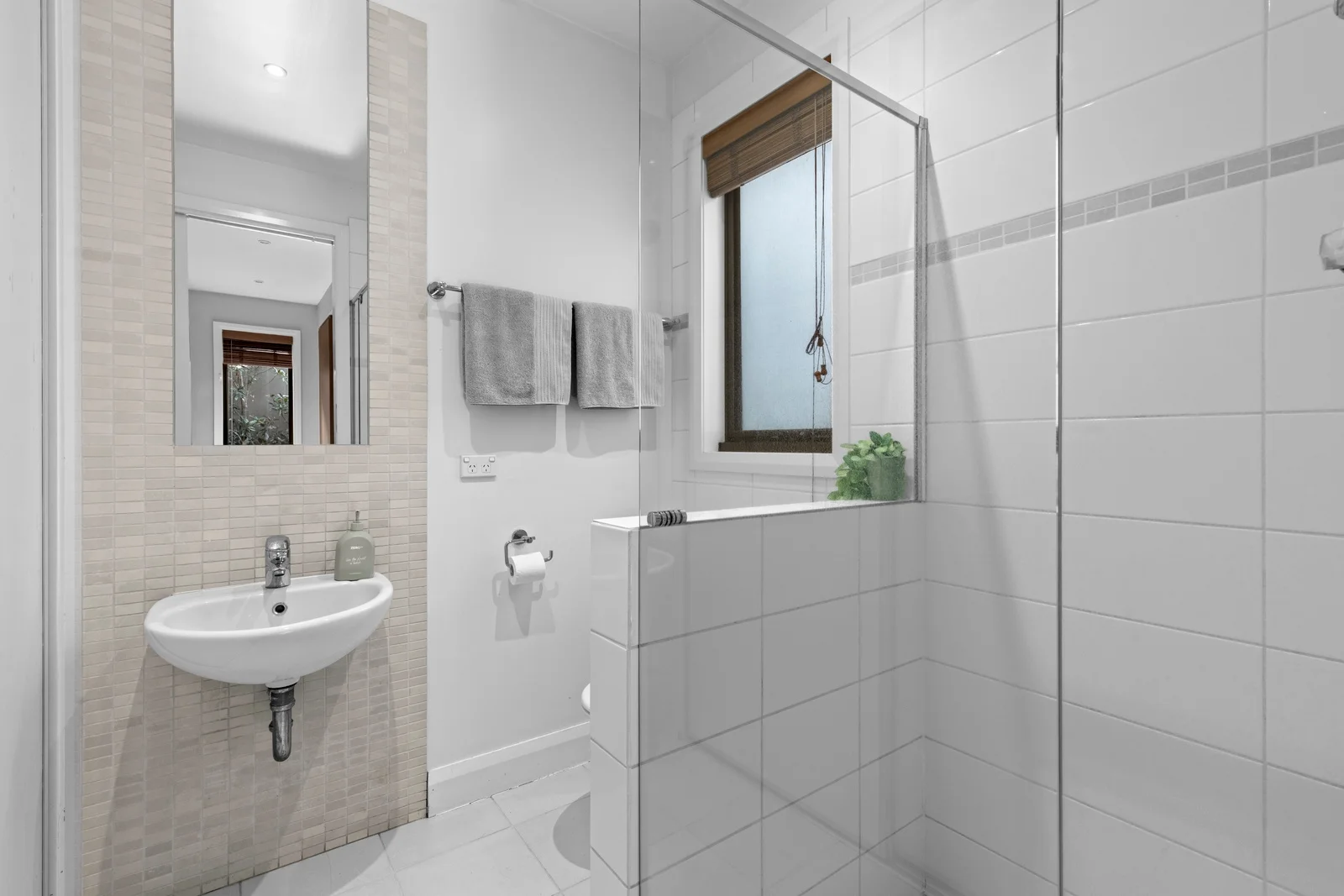 Additional image 12 of 1/42 Spring Street, Torquay VIC 3228