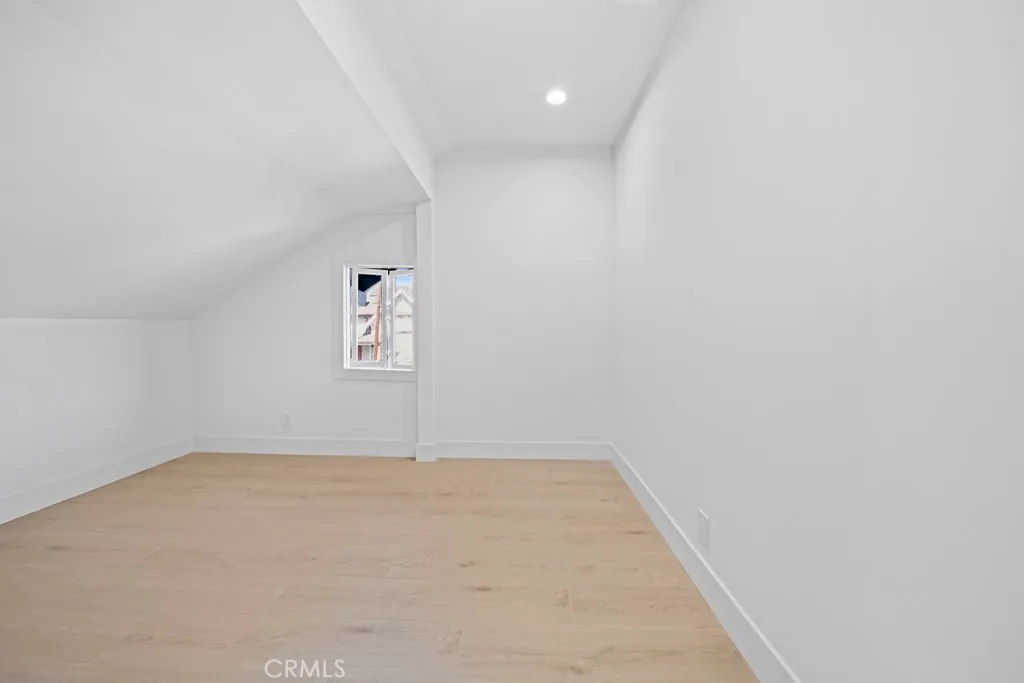 Additional image 34 of 1676 W 24th St, Los Angeles, CA 90007