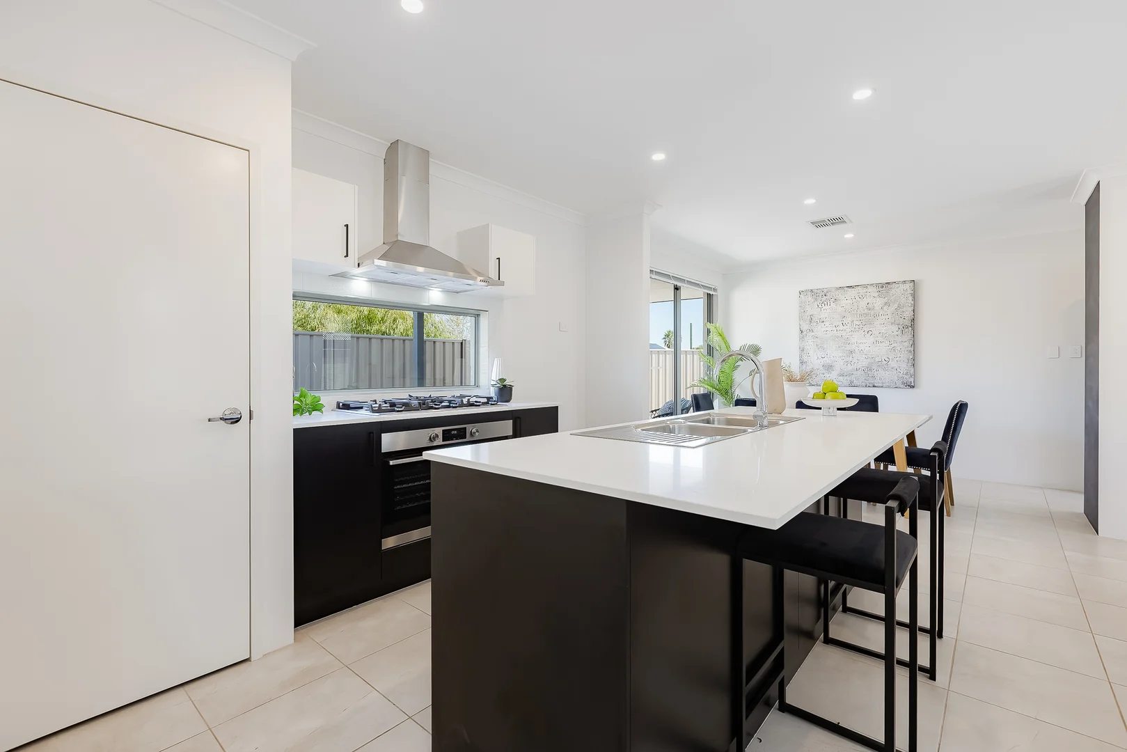 Additional image 11 of 95 Sicklemore Road, Parmelia WA 6167