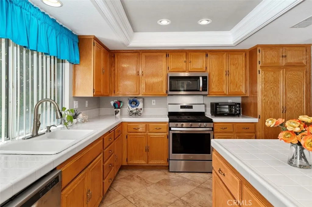 Additional image 75 of 305 Mission Grove Pkwy N, Riverside, CA 92506