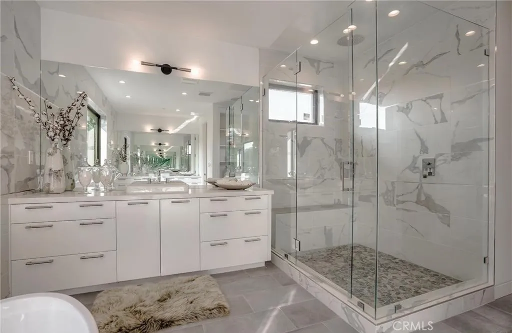 Additional image 43 of 15926 Morrison St, Encino, CA 91436