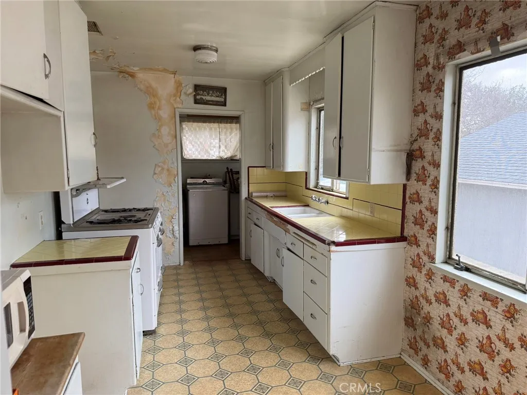 Additional image 11 of 8029 Griffith Ln, Whittier, CA 90602