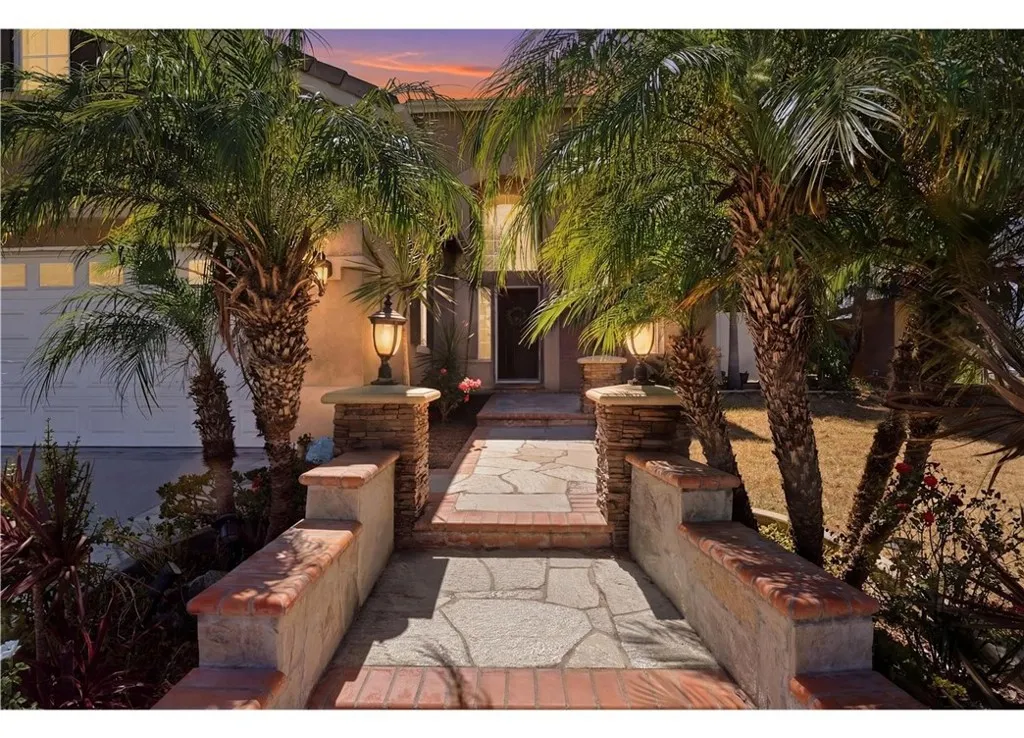 768 Ochee Circle, Corona, CA 92879 photo 3