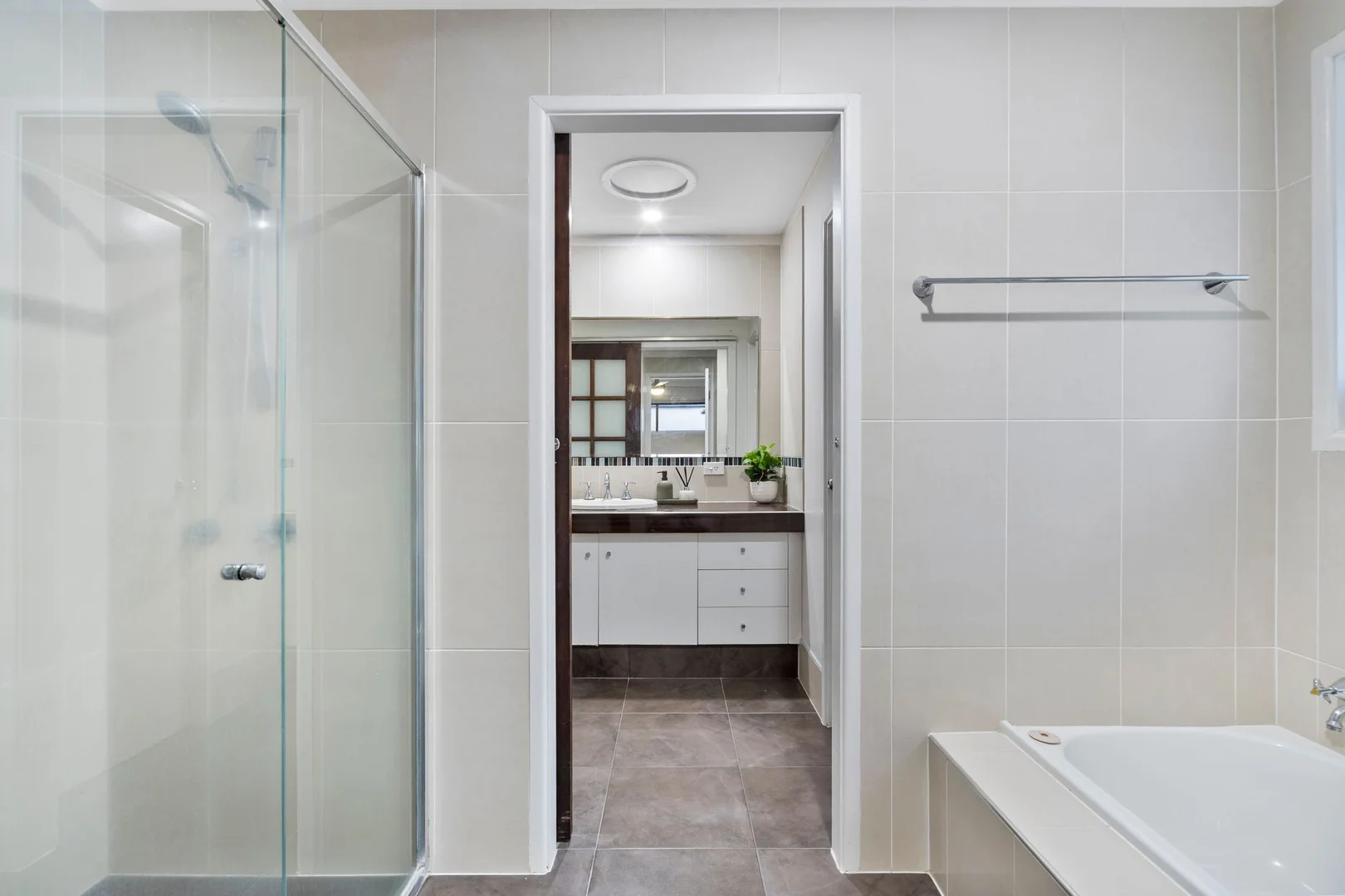 Additional image 16 of 27 Constellation Crescent, Mudgeeraba QLD 4213