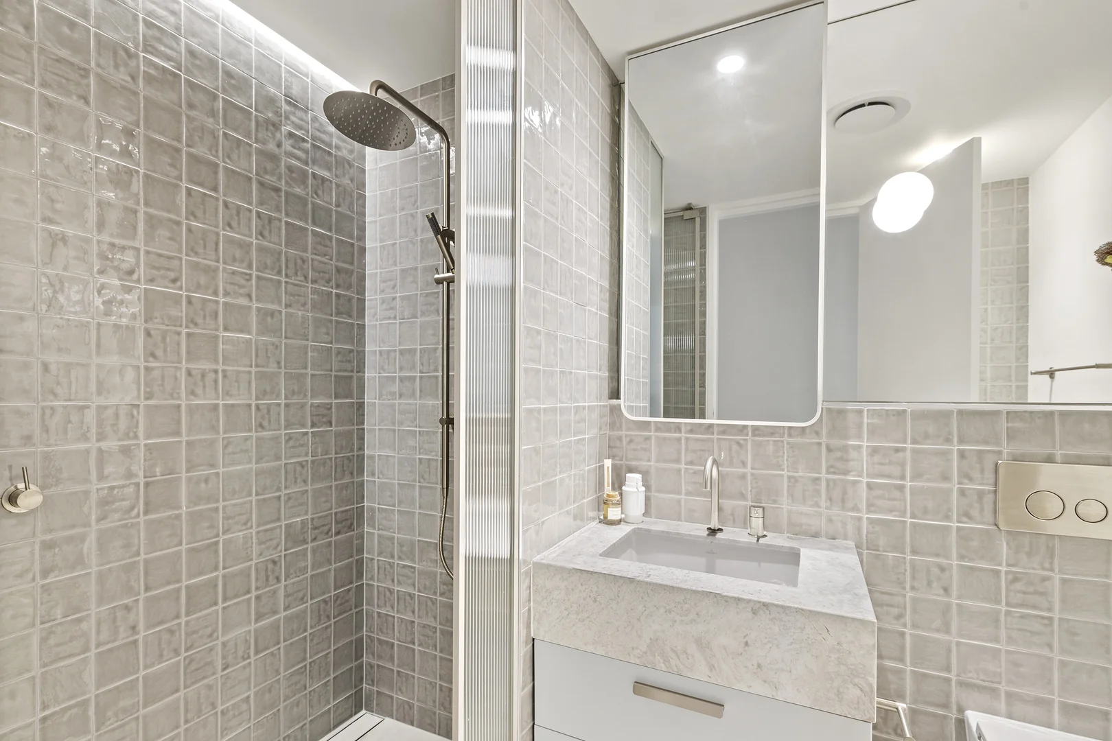 Additional image 11 of 2/13-15 Chairlift Avenue, Mermaid Beach QLD 4218