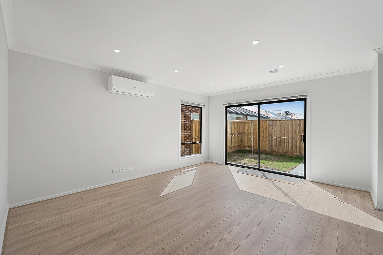 Additional image 3 of 35 Villa Doria Drive, Clyde North VIC 3978