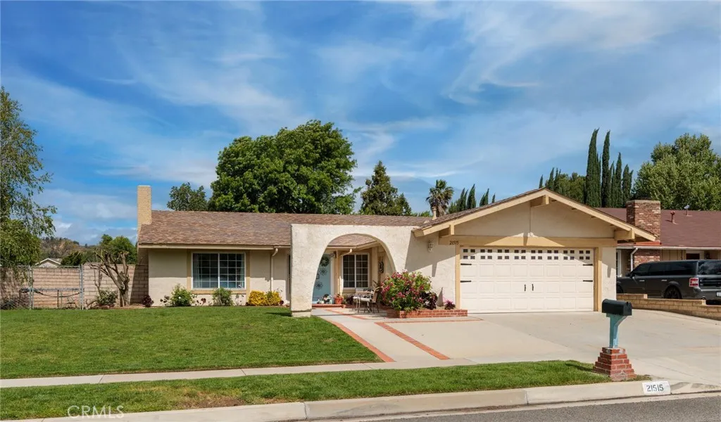 Additional image 2 of 21515 Alaminos Dr, Saugus, CA 91350