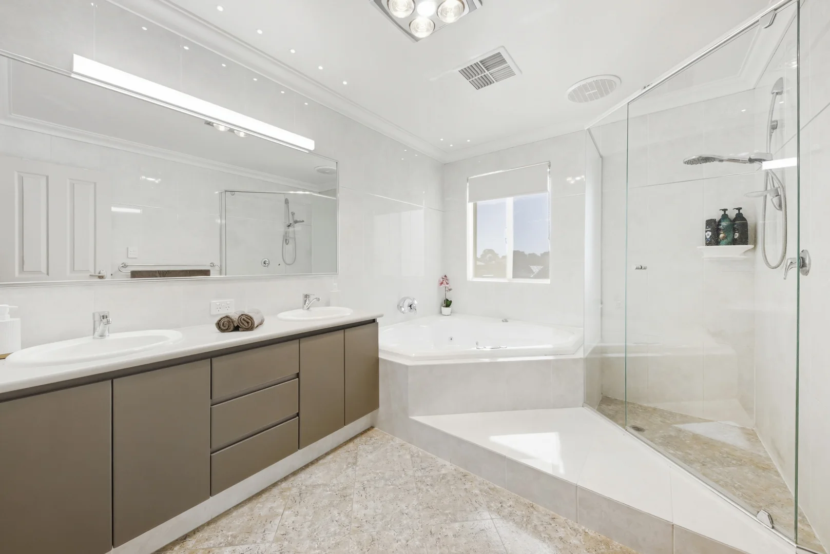 Additional image 28 of 16 Gloriana Way, Dianella WA 6059
