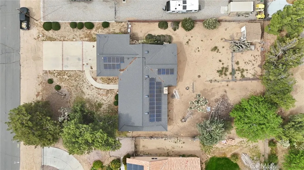 7589 Glider Ave, Hesperia, CA 92345