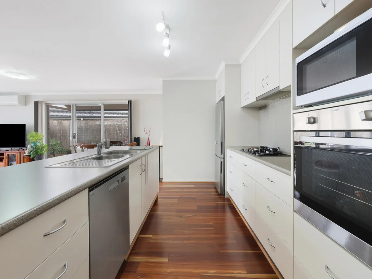 Additional image 3 of 1/11 Heazlewood Road, Warrnambool VIC 3280