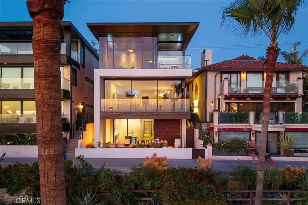 Additional image 51 of 1204 The Strand, Manhattan Beach, CA 90266