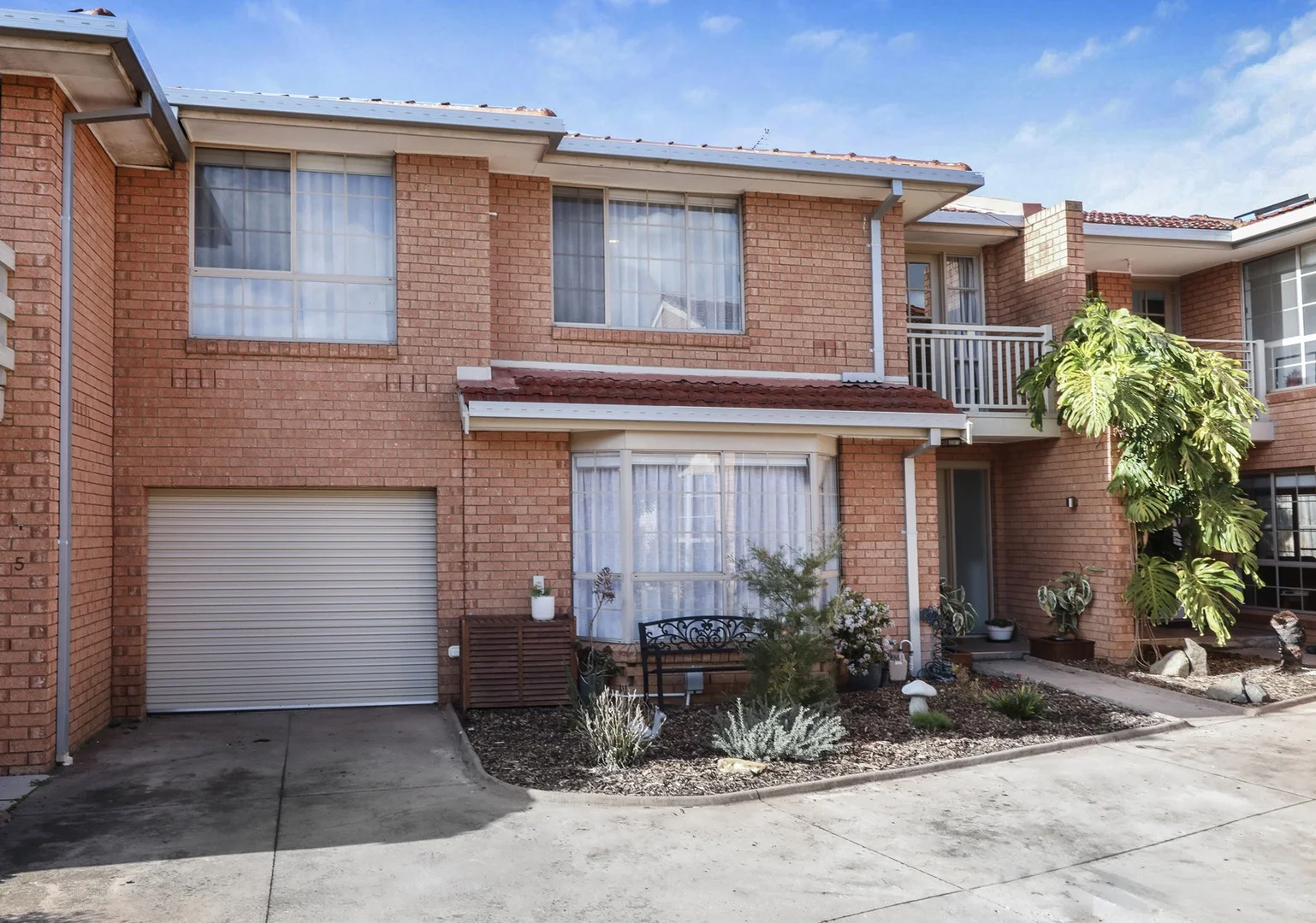 4/52 Omar Street, Maidstone VIC 3012