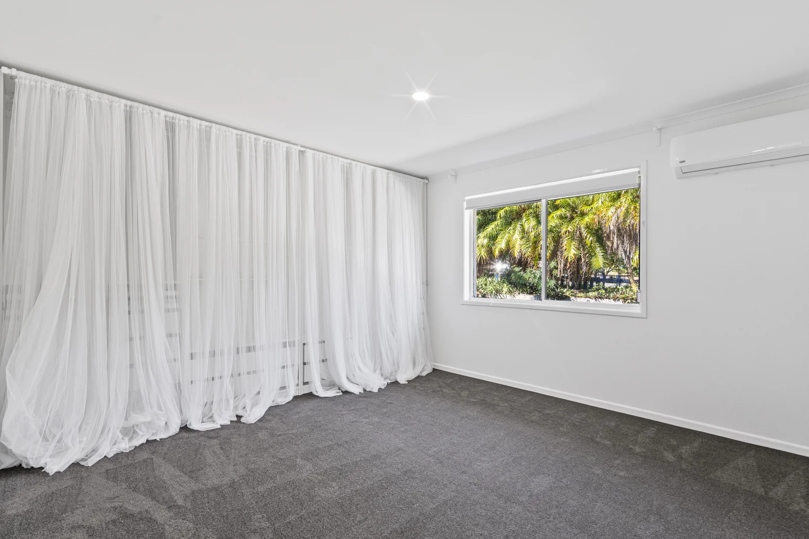 34 Barron Road, Birkdale QLD 4159 photo 5