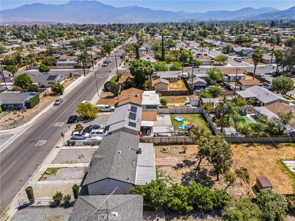 Additional image 102 of 579 W Mayberry Avenue, Hemet, CA 92543