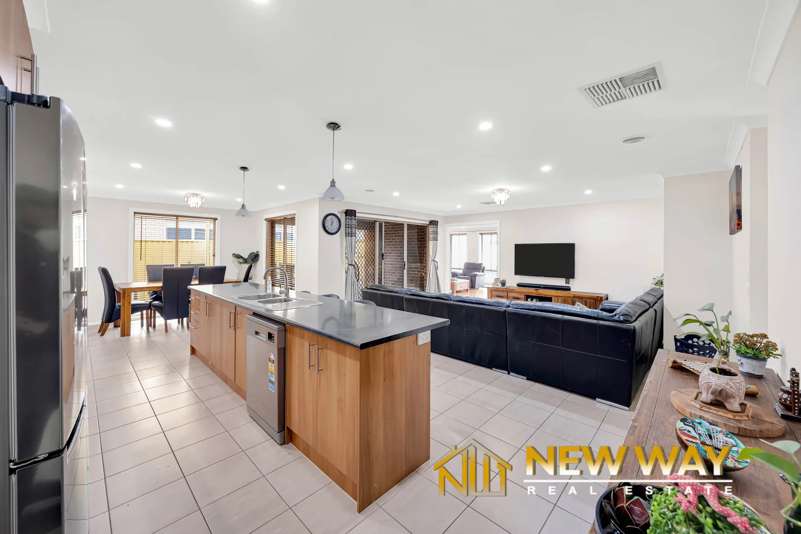 Additional image 22 of 33 Viola Avenue, Pakenham VIC 3810