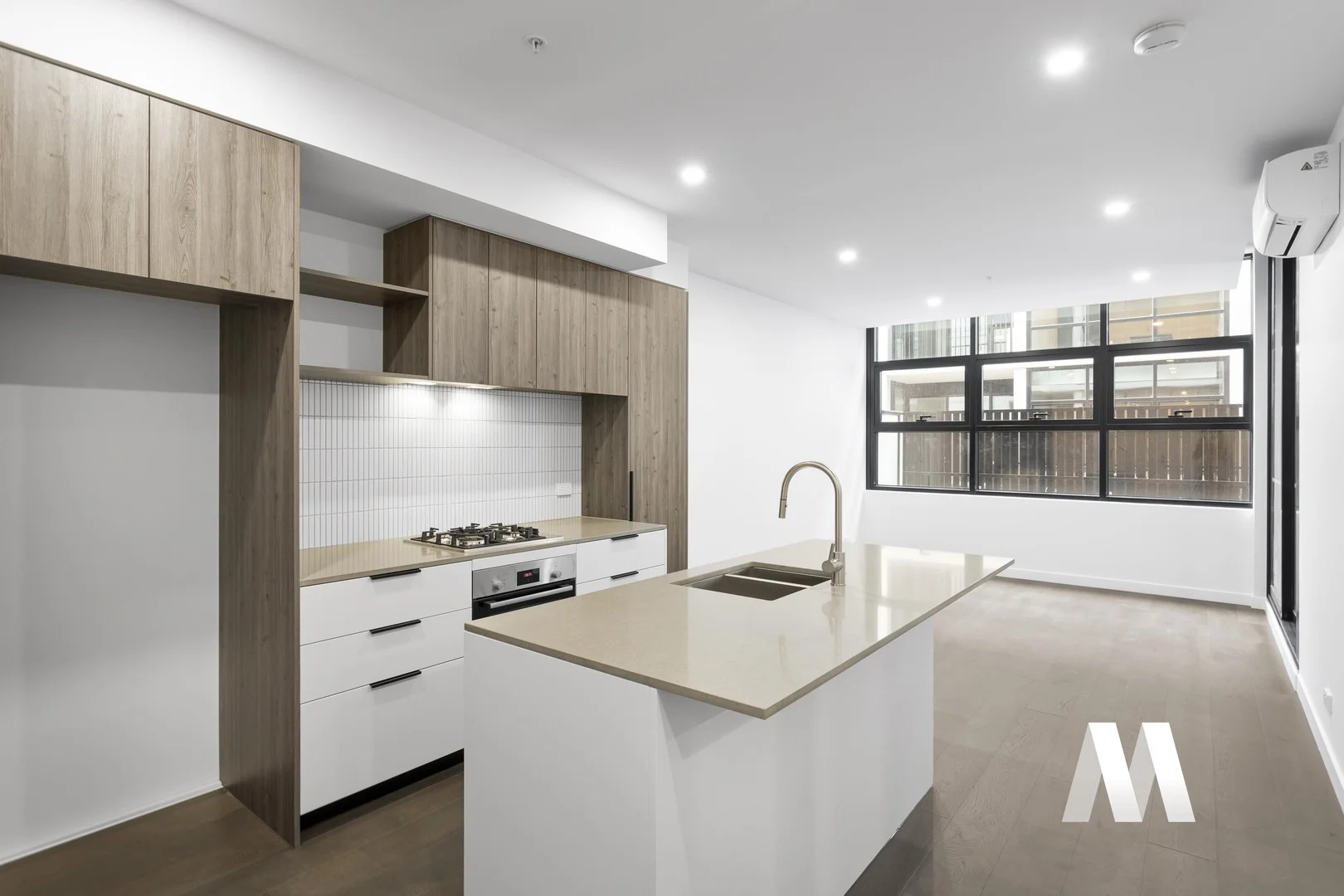 G07B/150 Keilor Road, Essendon North VIC 3041