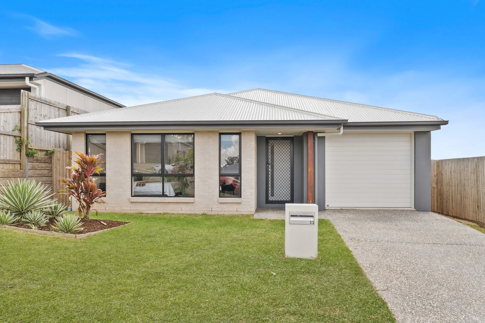 Additional image 2 of 33 Tejo Street, Holmview QLD 4207