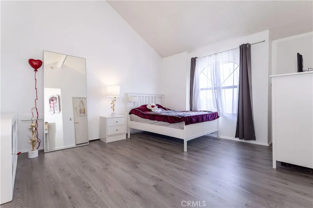 Additional image 36 of 14325 Terra Bella St, Panorama City, CA 91402
