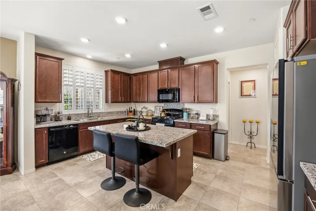 Additional image 16 of 3826 Bur Oak Rd, San Bernardino, CA 92407